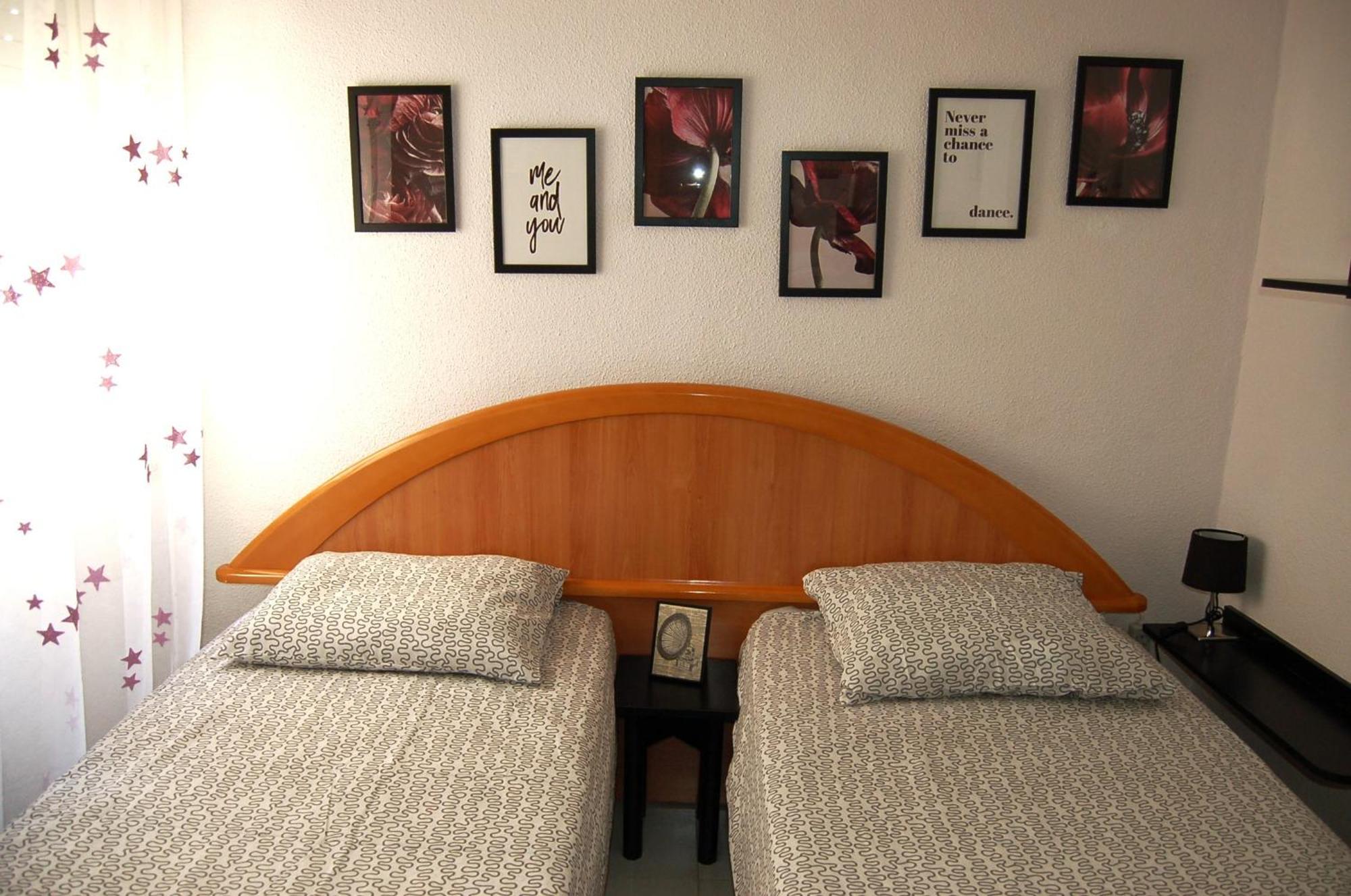 Cosy 200m From The Sea Apartment Torrevieja